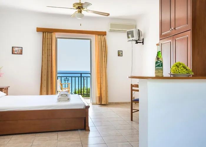 Aparthotel Stefanos 3*