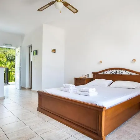 Aparthotel Stefanos Lourdata (Kefalonia)